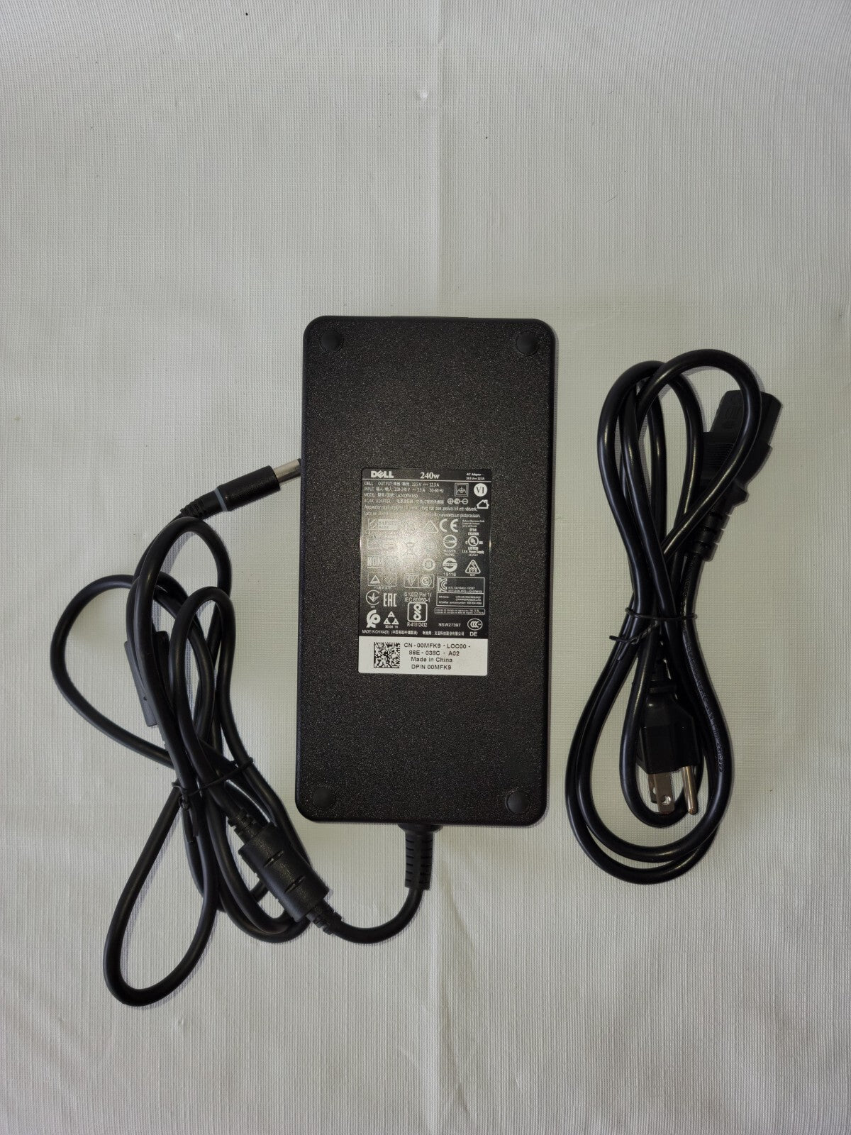 ⭐ Dell 240W Charger LA240PM160 19.5V 12.3A OEM AC Adapter w/ Power Cord ⭐