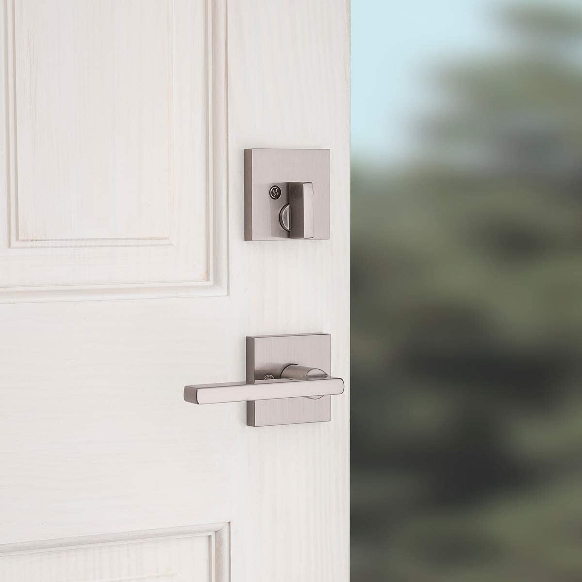 Kwikset Vancouver Low Profile Front Lock Handleset with Microban Satin Nickel