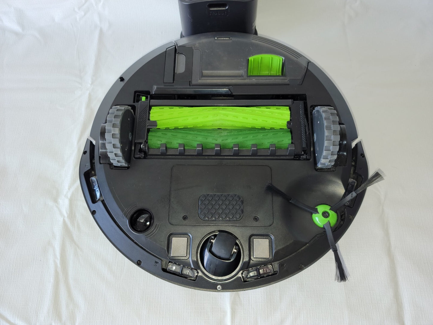 iRobot Roomba i3 Robot Model RVD-Y1, CLEAN! - (TESTED)