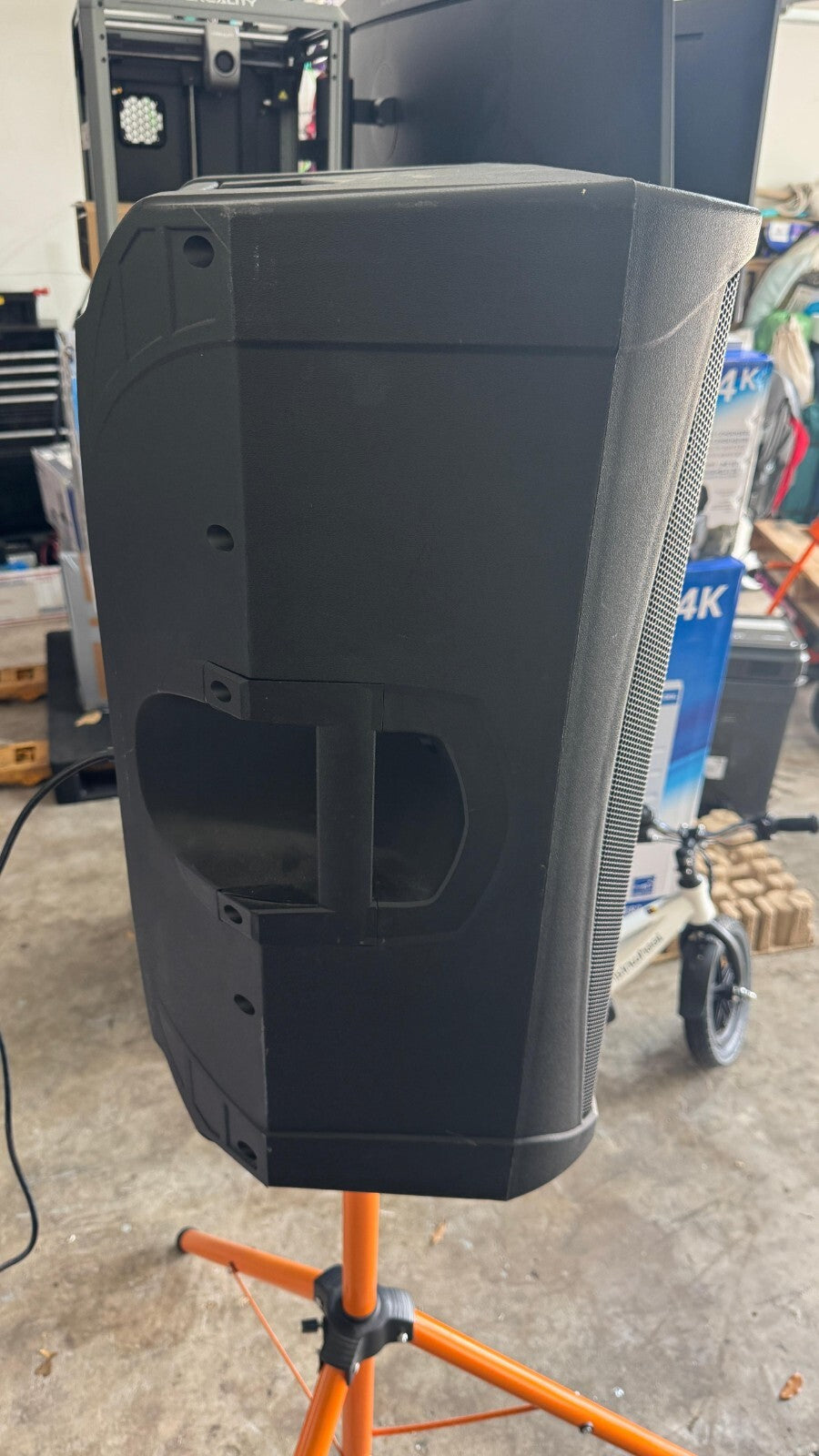 Gemini GD-L215PRO: 1300W Bluetooth DJ PA Speaker with LED Party Lights (TESTED)